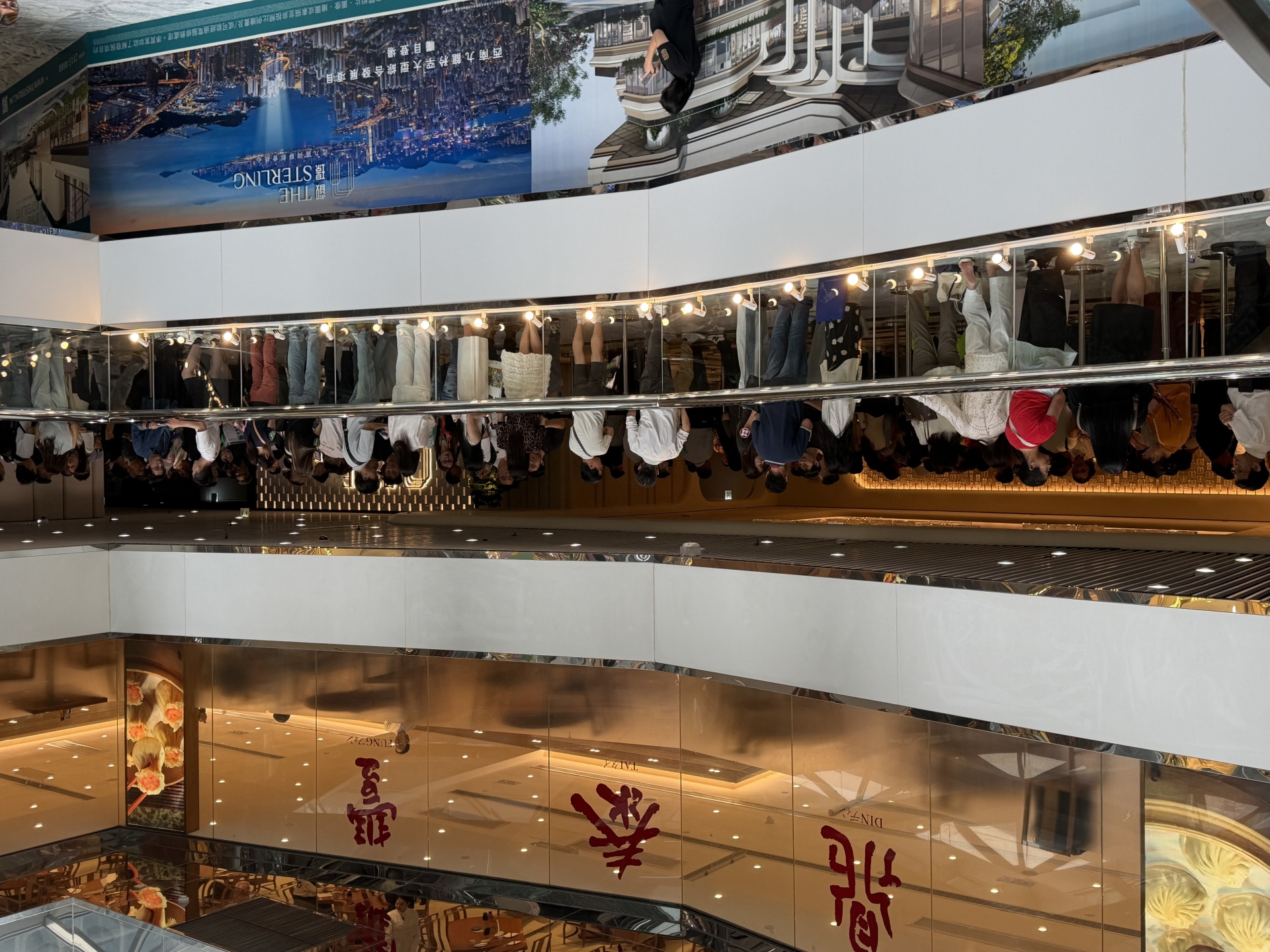 新盘销售持续火热！华润置地旗下楼盘收逾4.7万票	，成香港史上首轮发售最新“票王	”